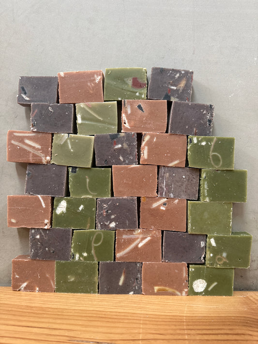 32 soaps, Terrazzo Soap Box