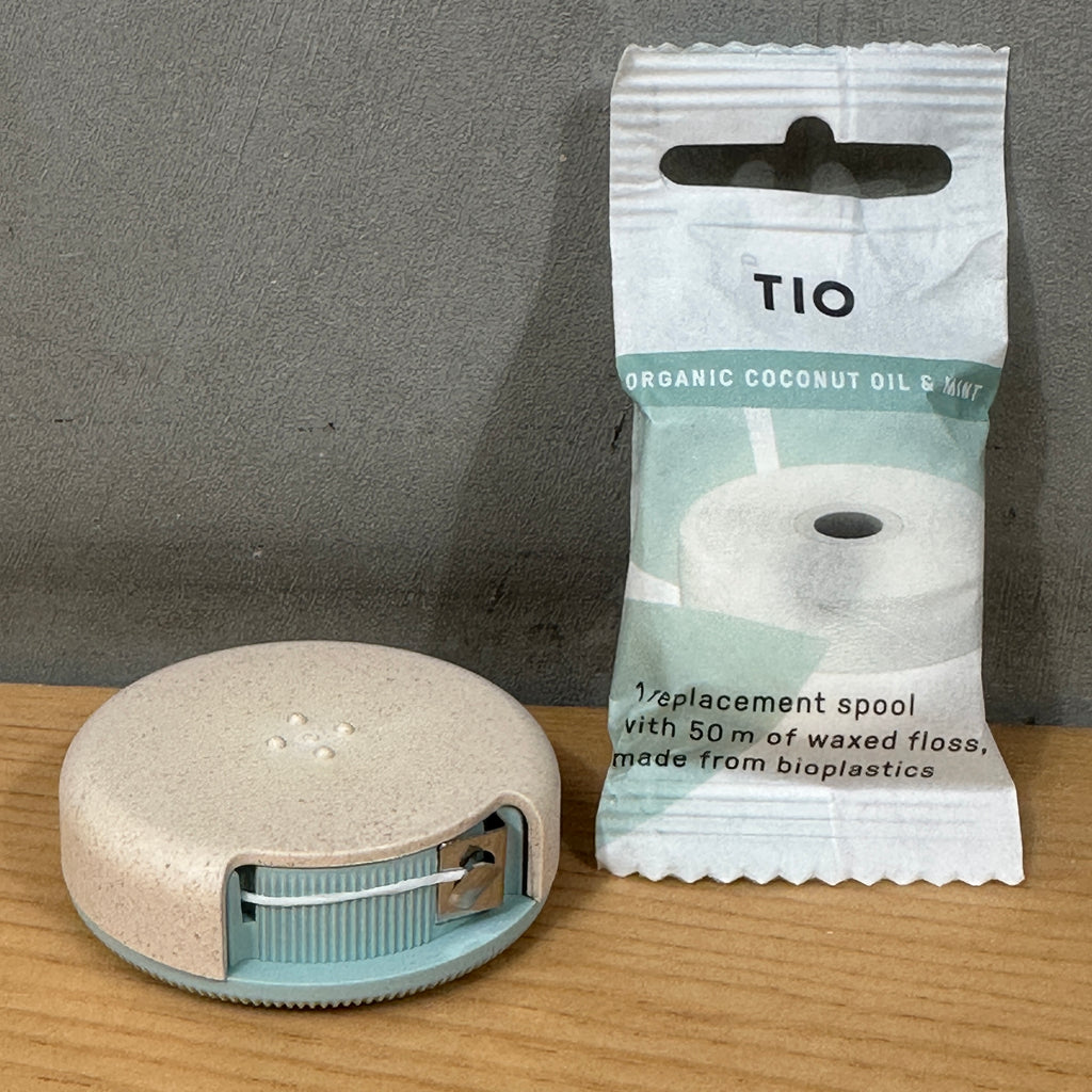 Tio Floss - Plastic and Palm Free Dental Floss